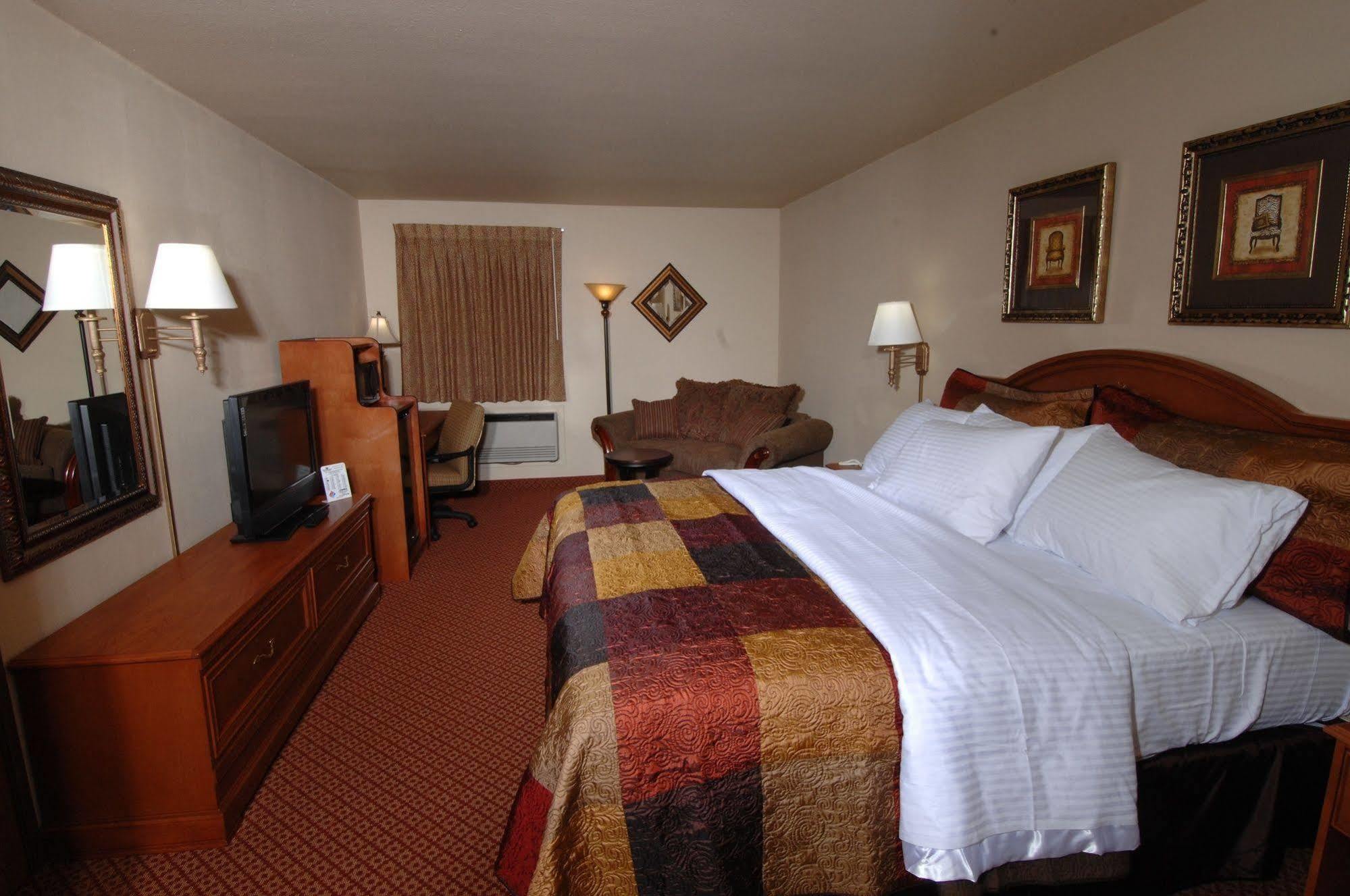 All American Inn & Suites Branson Pokoj fotografie